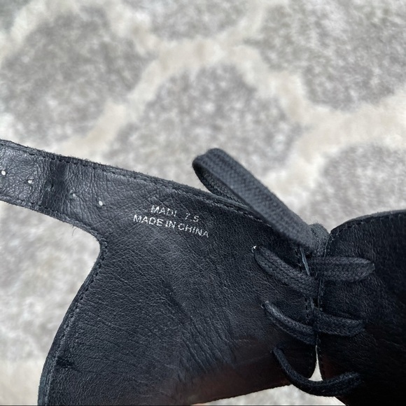 M4D3 Madi Black Suede Sandals 4" Block Heels Size 7.5M - Picture 4 of 15